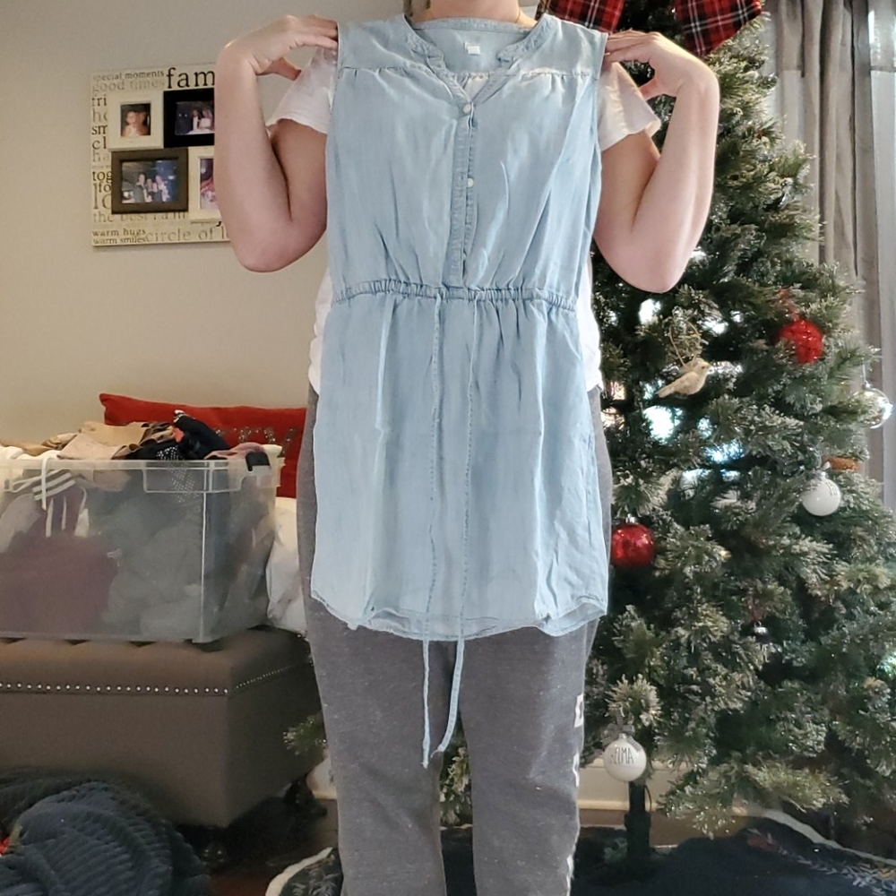 Gap Sleeveless Button Down Romper - image 1